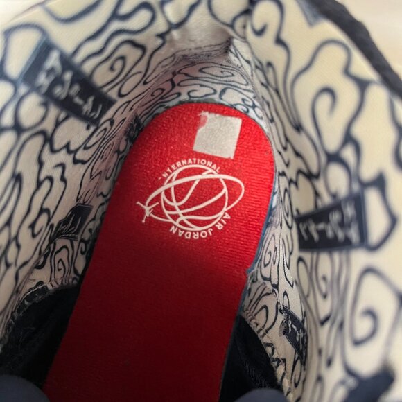 Men's Nike Air Jordan 12 International Flight Retro Blue BV8016-445 Size 11 - Picture 10 of 16